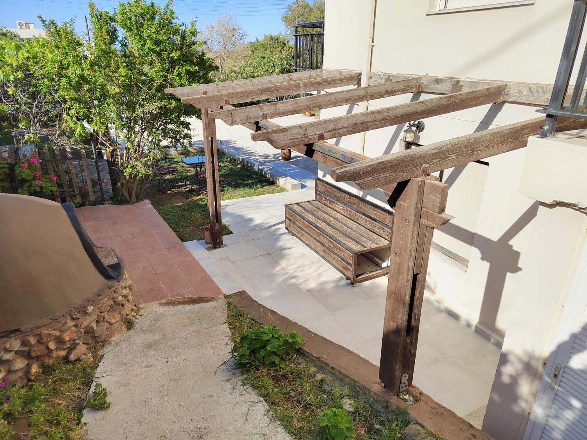Manos Apartments คอลิมวาริออน ภายนอก รูปภาพ