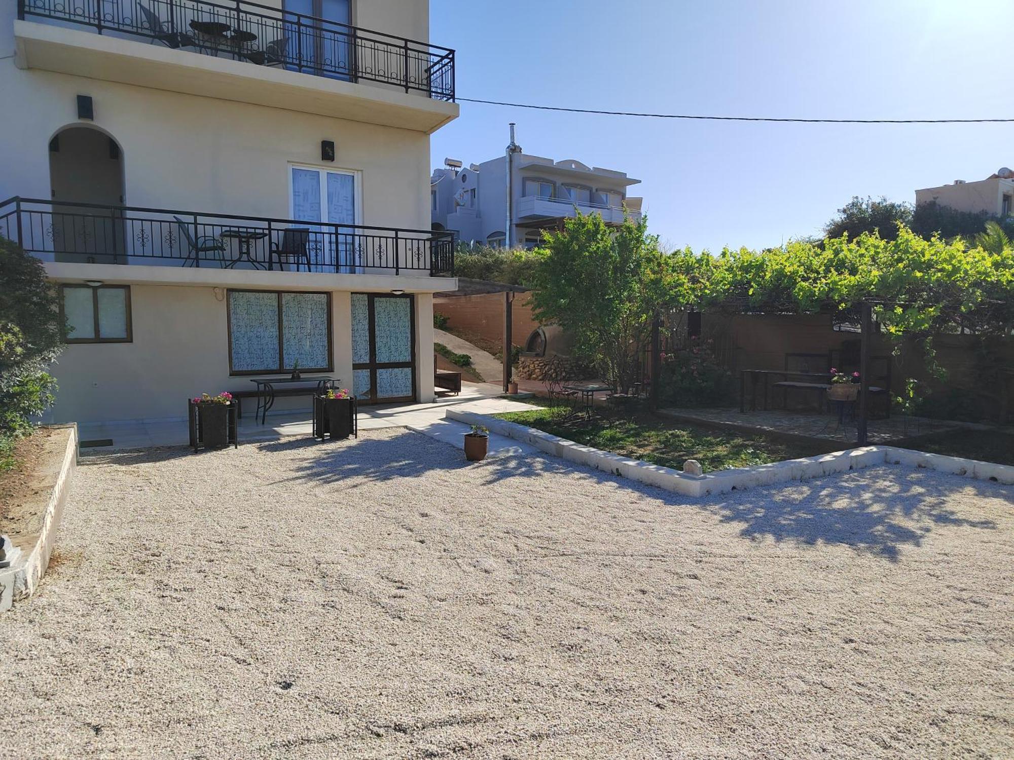 Manos Apartments คอลิมวาริออน ภายนอก รูปภาพ