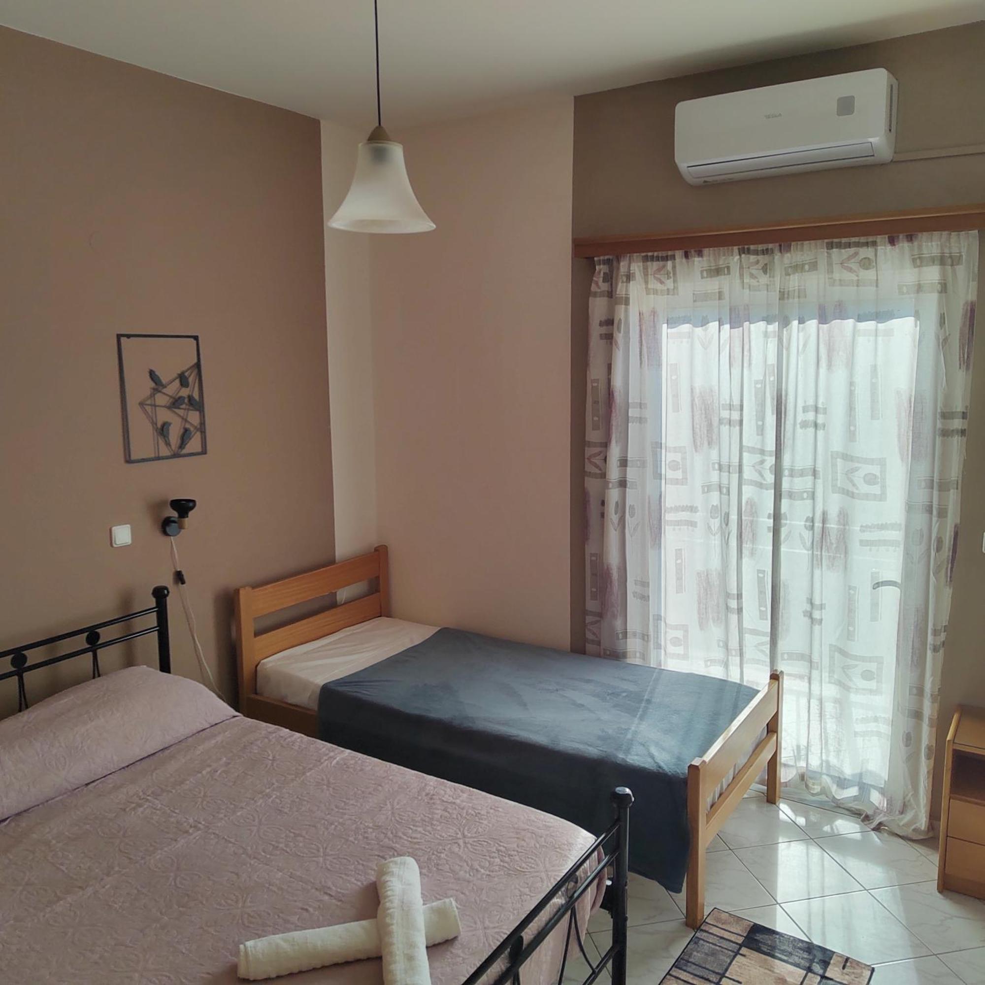 Manos Apartments คอลิมวาริออน ภายนอก รูปภาพ