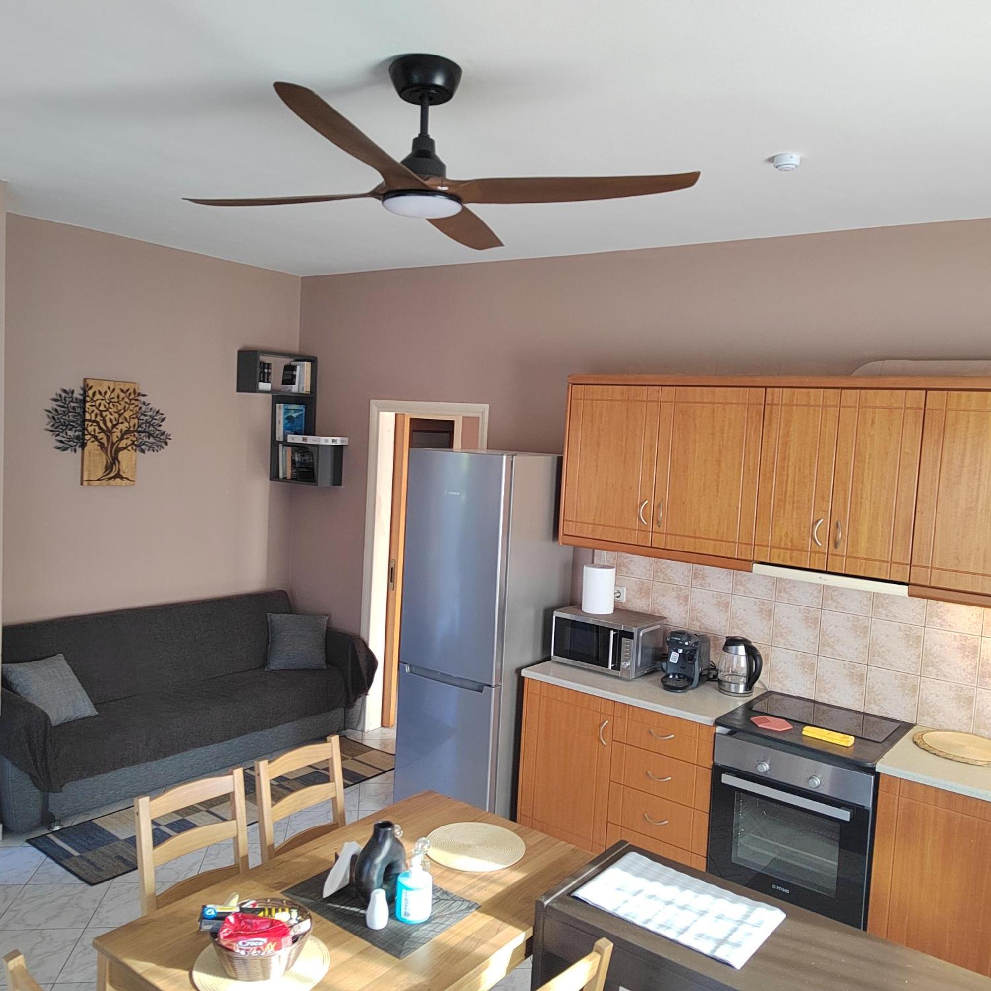 Manos Apartments คอลิมวาริออน ภายนอก รูปภาพ